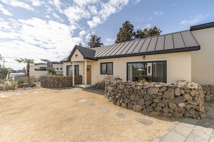 Lodgment Description Image
