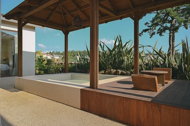 Lodgment Description Image