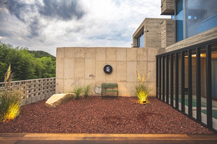 Lodgment Description Image