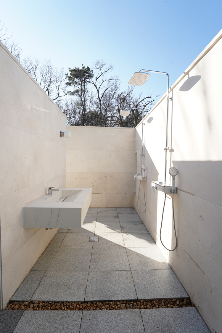 Lodgment Description Image